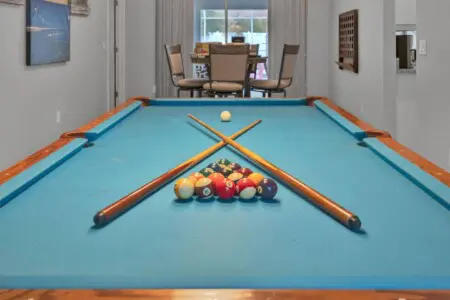 CnAIxvypeMMXbDGRu0Z04IbJULLxFShuHaRMMnYO.jpg